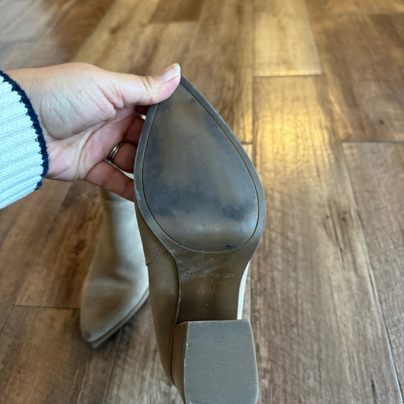 Marc Fisher Marela tan leather pointed toe block heel boots size 6.5 - Picture 9 of 10